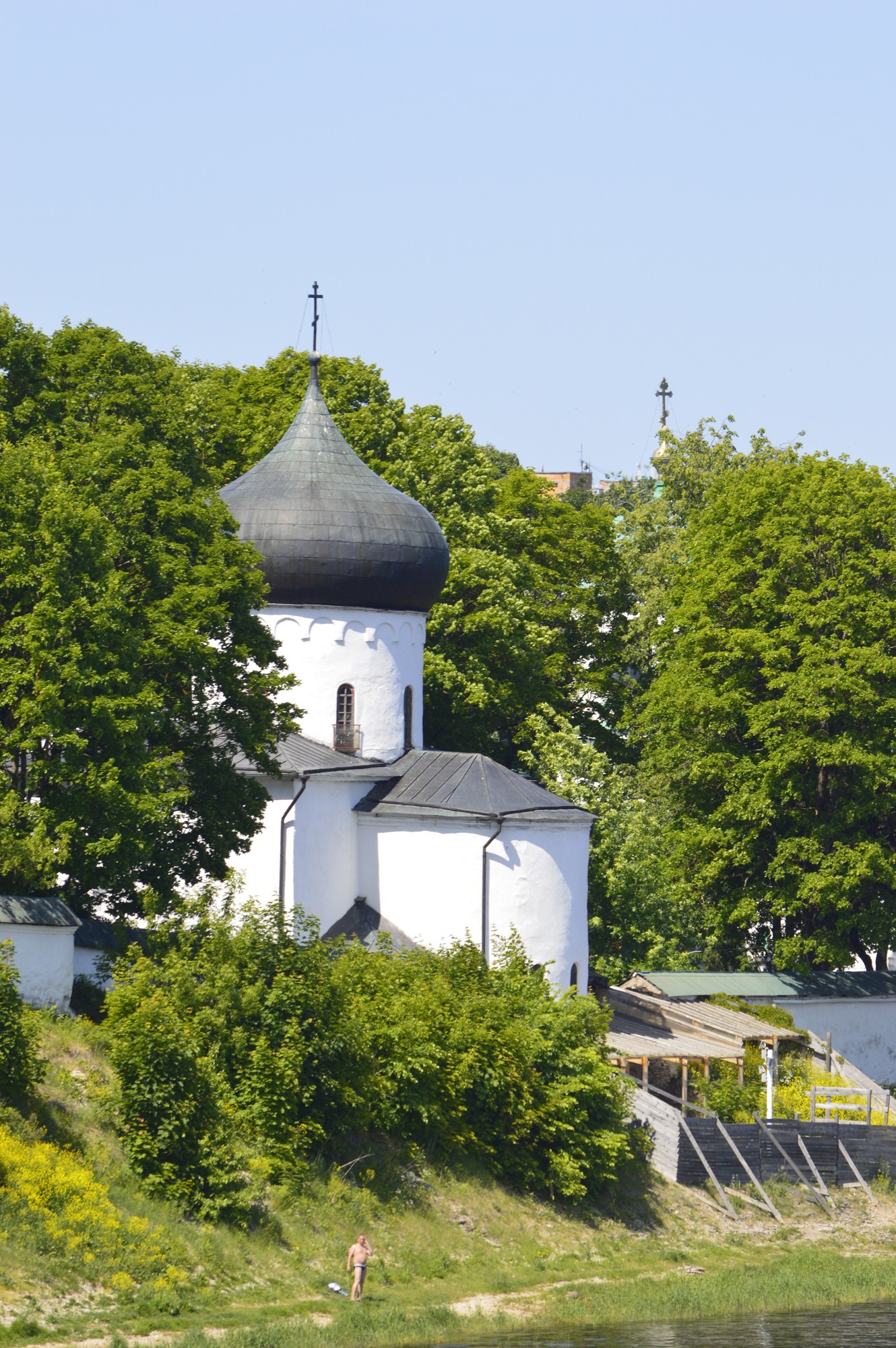 Спасо-Преображенский собор Мирожского монастыря (XII в.)