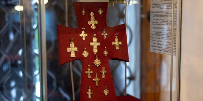 Выставка ювелирных крестов «Живая традиция»